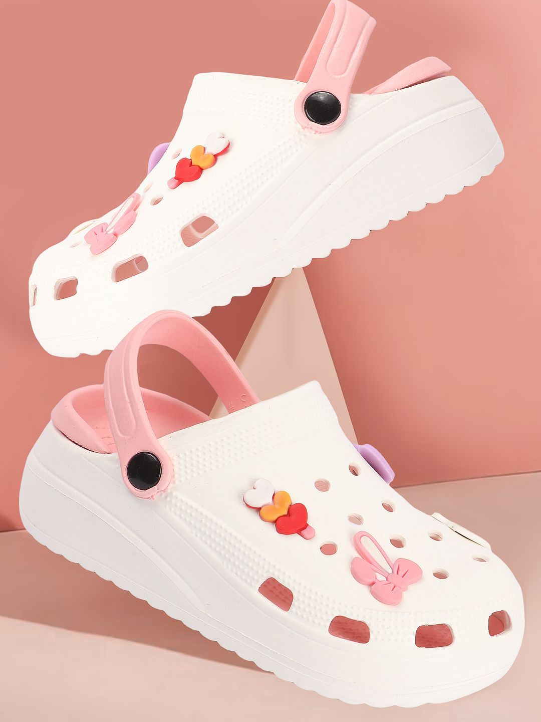 JUMPLITE Women Rubber Clogs