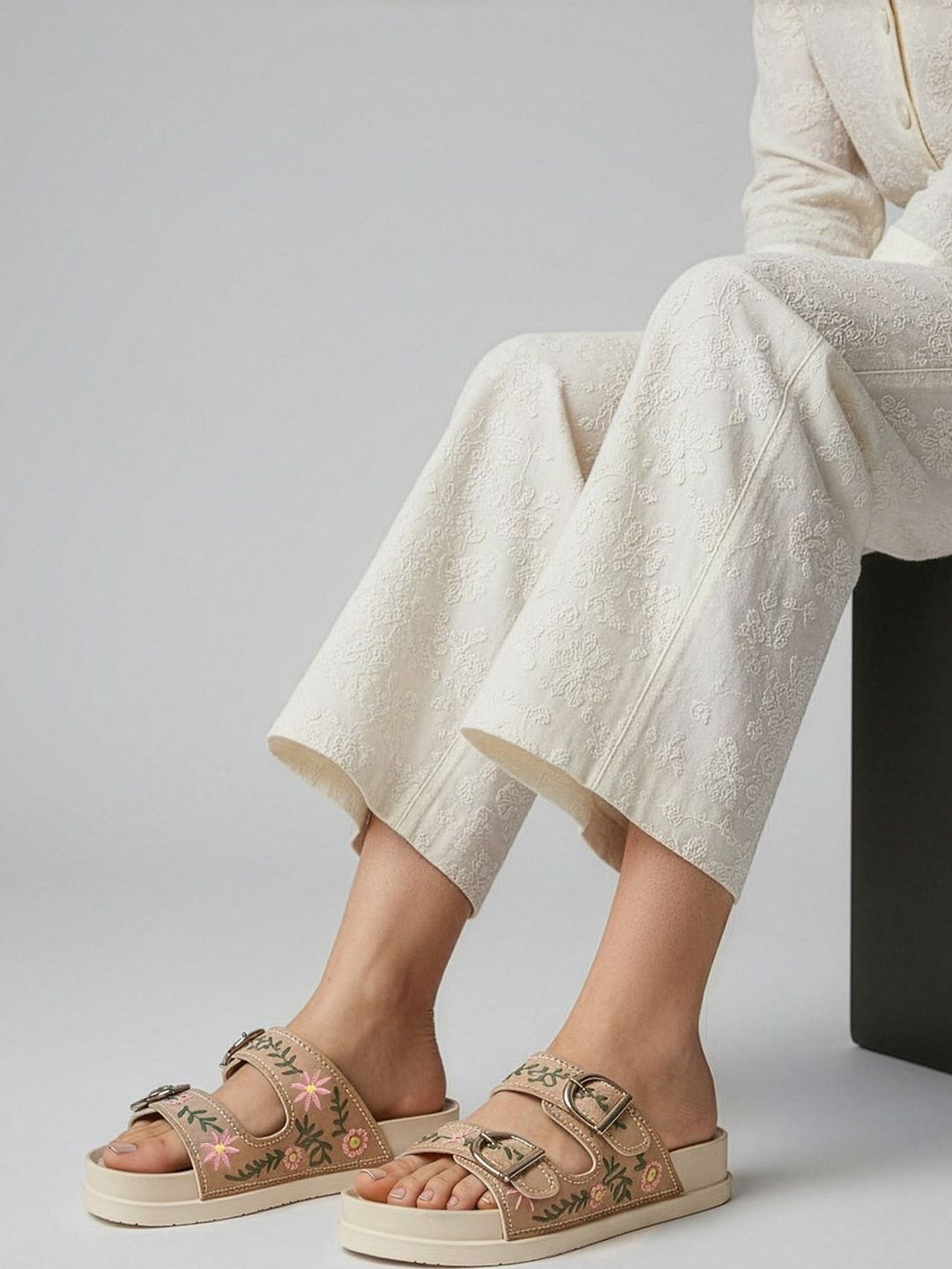 JUMPLITE Women Croslite Slip-On — view 3