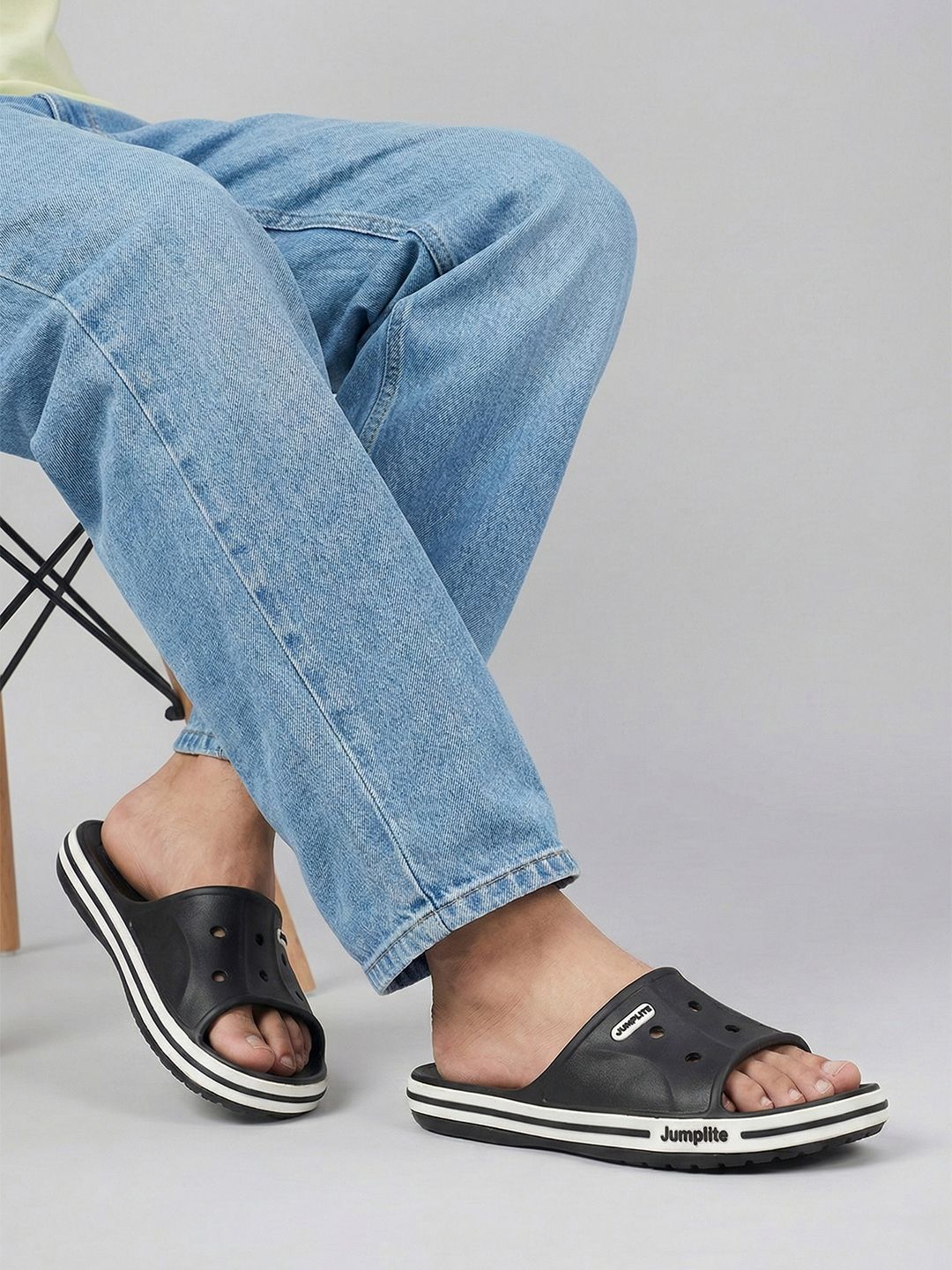 JUMPLITE Men Colourblocked Sliders — view 3